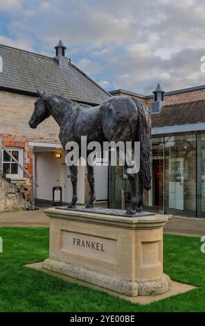 Blick auf das National Horseracing Museum in Newmarket, Suffolk, England, Großbritannien Stockfoto