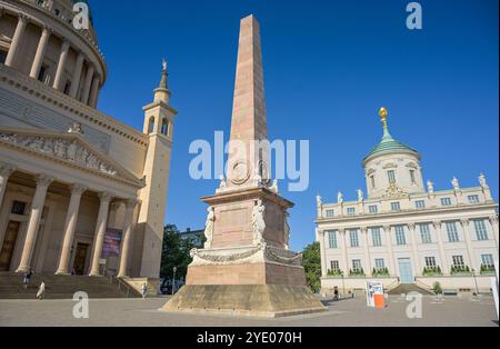 Nikolaikirche, Obelisk, Altes Rathaus, Am Alten Markt, Potsdam, Brandenburg, Deutschland *** Nikolaikirche, Obelisk, Altes Rathaus, Am Alten Markt, Potsdam, Brandenburg, Deutschland Stockfoto