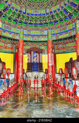 PEKING, CHINA- 18. MAI 2015: In der Halle des Gebets für gute Ernten auf dem komplexen Himmelstempel in Peking. China. Stockfoto