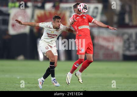 Lima, Peru. Oktober 2024. Juan Romagnoli von Cienciano spielte am 27. Oktober 2024 im Monumental-Stadion in Lima, Peru, während des Liga-1-Spiels zwischen Universitario de Deportes und Cienciano. (Foto: Miguel Marruffo/PRESSINPHOTO) Credit: PRESSINPHOTO SPORTS AGENCY/Alamy Live News Stockfoto