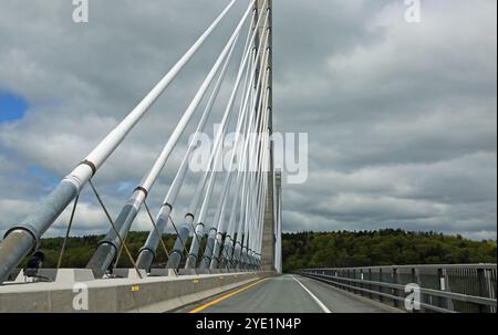Fahren Sie Auf Der Penobscot Bridge, Maine Stockfoto