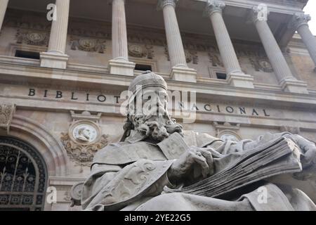 Statue von Isidor von Sevilla (ca. 560-636). Madrid. Autor José Alcoverro, 1892. Stockfoto