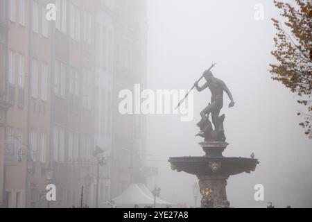 Fontanna Neptuna (Neptunbrunnen), flämische Manieristin, auf dem Dlugi Targ (langer Markt) in der Innenstadt im historischen Zentrum von Danzig, Polen © Wojciech Stroz Stockfoto