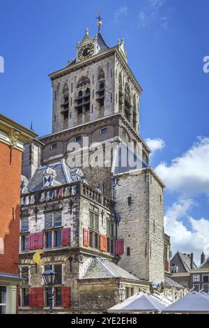 Das Rathaus in Delft ist ein Renaissance-Gebäude am Markt, Niederlande Stockfoto