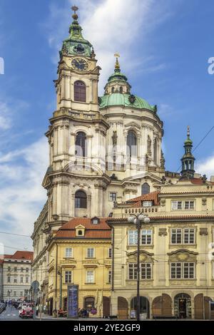 Die Nikolaikirche ist eine Barockkirche in der Kleinstadt Prag. Tschechische republik. Sie wurde zwischen 1704-1755 erbaut Stockfoto