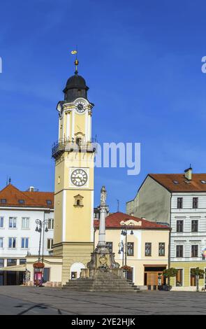 Uhrenturm auf dem Slowakischen Nationalen Aufstand in Banska Bystrica, Slowakei, Europa Stockfoto