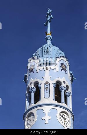 Die Kirche St. Elisabeth, allgemein bekannt als Blaue Kirche, ist eine katholische Kirche in Bratislava, Slowakei. B Stockfoto