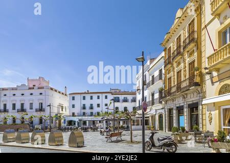 Häuser am Meer in Cadaques, Katalonien, Spanien, Europa Stockfoto