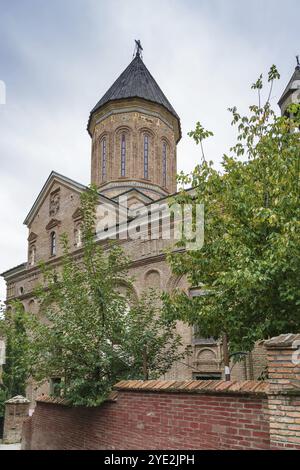 Die Norashen Holy Mother of God Church ist eine armenische Kirche aus dem 15. Jahrhundert in Old Tbilisi, Georgien, Asien Stockfoto