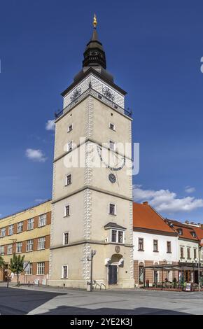 Der Stadtturm ist eines der wichtigsten historischen Denkmäler von Trnava, Slowakei, Europa Stockfoto