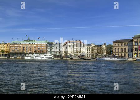 Blick auf den Damm im Zentrum Stockholms mit Grand Hotel, Schweden, Europa Stockfoto