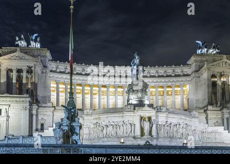 Das Altare della Patria, auch als Nationaldenkmal für Victor Emmanuel II. Bekannt, ist ein Denkmal zu Ehren von Victor Emmanuel, dem ersten König von A un Stockfoto