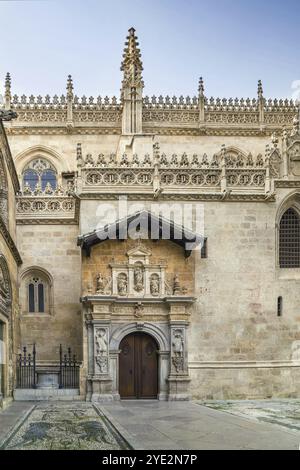 Die Königliche Kapelle von Granada (Spanisch Capilla Real de Granada) ist ein Gebäude im isabellinischen Stil im Herzen von Granada, Spanien, Europa Stockfoto