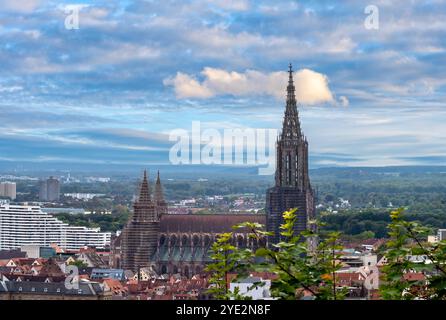 Blick auf das Ulmer Münster, Ulm, Baden-Württemberg, Deutschland Blick auf das Ulmer Münster, Ulm, Baden-Württemberg, Deutschland *** Blick auf Ulm min Stockfoto