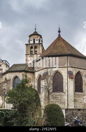 Der Tempel der Madeleine (Kirche der Madeleine) befindet sich am Fuße der Altstadt von Genf in der Schweiz. Blick von der Apsis Stockfoto