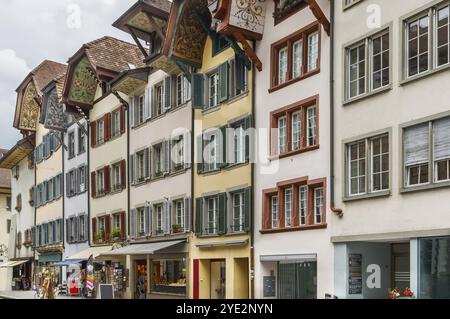 Straße mit historischen Häusern in der Altstadt von Aarau, Schweiz, Europa Stockfoto