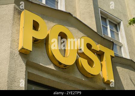 Altes Logo, Post, Residenzstraße, Reinickendorf, Berlin, Deutschland Stockfoto