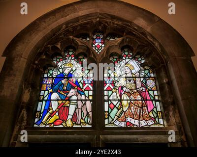 Cardiff Castle, Buntglasfenster, Cardiff, Wales, Vereinigtes Königreich Stockfoto