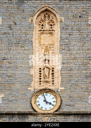 St John the Baptist City Parish Church, detaillierte Ansicht, Cardiff, Wales, Großbritannien Stockfoto