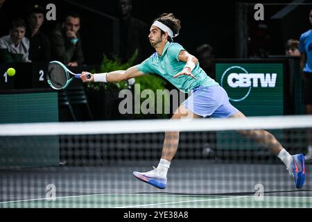 Paris, Frankreich. Oktober 2024. Lorenzo MUSETTI aus Italien am zweiten Tag des Rolex Paris Masters 2024, ATP Masters 1000 Tennisturniers am 29. Oktober 2024 in der Accor Arena in Paris, Frankreich - Foto Matthieu Mirville/DPPI Credit: DPPI Media/Alamy Live News Stockfoto