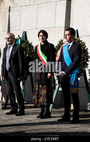 Mailand, Italien. Oktober 2024. Nella foto da sinistra verso destra Ruggero Invernizzi Sottosegretario Regione Lombardia, Elena Buscemi Presidente Consiglio Comunale Milano - Italia - Cronaca Martedì, 29 Ottobre, 2024 (Foto di Marco Ottico/Lapresse) Partisans Gedenken auf dem Maggiore-Friedhof Mailand, Italien - News Dienstag, 29 Oktober 2024 (Foto von Marco Ottico/Lapresse Live News) Stockfoto