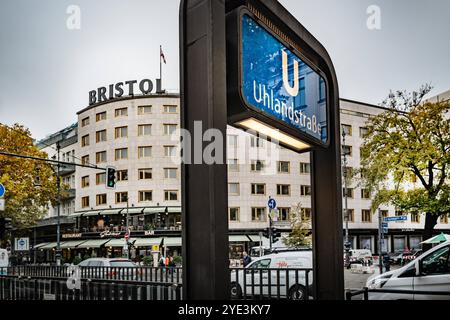 Berlin Charlottenburg-Wilmersdorf Hotel Bristol Berlin, ehemals Kempinski, Fasanenstraße/Kurfürstendamm - 29.10.2024 Berlin *** Berlin Charlottenburg Wilmersdorf Hotel Bristol Berlin, ehemals Kempinski, Fasanenstraße Kurfürstendamm 29 10 2024 Berlin Stockfoto