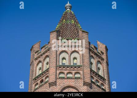 Altes Rathaus, Kulturhaus, Karl-Liebknecht-Straße, Rudolf-Breitscheid-Straße, Babelsberg, Potsdam, Brandenburg, Deutschland *** Altes Rathaus, Kulturhaus, Karl-Liebknecht-Straße, Rudolf-Breitscheid-Straße, Babelsberg, Potsdam, Brandenburg, Deutschland Stockfoto