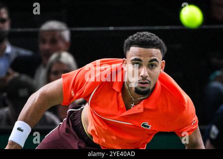 Paris, Frankreich, Frankreich. Oktober 2024. Arthur FILS von Frankreich während des zweiten Tages des Rolex Paris Masters 1000 Tennis Turniers in der Accor Arena am 29. Oktober 2024 in Paris. (Kreditbild: © Matthieu Mirville/ZUMA Press Wire) NUR REDAKTIONELLE VERWENDUNG! Nicht für kommerzielle ZWECKE! Stockfoto