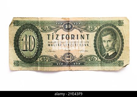 Eine ungarische 10-Forint-Vintage-Banknote aus dem Jahr 1962 mit detaillierten Kunstwerken und historischem Wert, die Ungarns Währungsdesign und kulturelles H Stockfoto