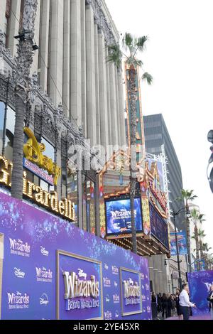 CA. 28. Oktober 2024. Allgemeine Atmosphäre bei Ankunft für ZAUBERER BEYOND WAVERLY PLACE Premiere, El Capitan Theatre, Los Angeles, CA, 28. Oktober, 2024. Quelle: Priscilla Grant/Everett Collection/Alamy Live News Stockfoto