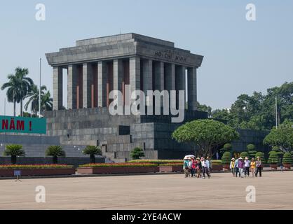 Hanoi, Vietnam: Ho-Chi-Minh-Mausoleum, 1975 Grabdenkmal, das dem vietnamesischen Führer Ho-Chi-Minh gewidmet ist und von Lenins Mausoleum in Moskau inspiriert wurde Stockfoto