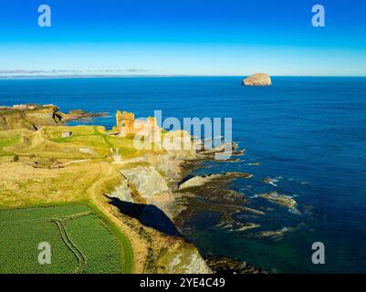 Luftaufnahme von Tantallon Castle, East Lothian, Schottland, Großbritannien Stockfoto