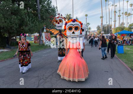 Los Angeles, Kalifornien, USA. Oktober 2024. Dia de los Muertos Forever Hollywood 2024 in Kalifornien. (Kreditbild: © Alberto Sibaja/Pacific Press via ZUMA Press Wire) NUR REDAKTIONELLE VERWENDUNG! Nicht für kommerzielle ZWECKE! Stockfoto