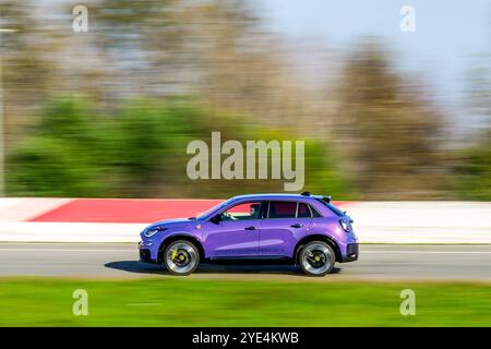 Balocco, Italien. Oktober 2024. Abarth 600e Media Drive in Balocco, Nordwesten Italiens - Dienstag, 29. Oktober 2024. Sport - Fußball (Foto: Spada/Lapresse) Credit: LaPresse/Alamy Live News Stockfoto