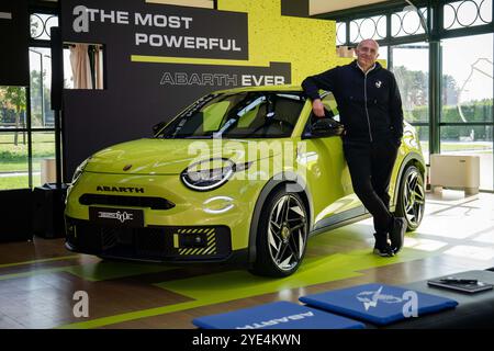 Balocco, Italien. Oktober 2024. Gaetano Thorel – Leiter von FIAT & Abarth Extended Europe Abarth 600e Media Drive in Balocco, Nordwesten Italiens – Montag, 29. Oktober 2024. Sport - Fußball (Foto: Marco Alpozzi/Lapresse) Credit: LaPresse/Alamy Live News Stockfoto