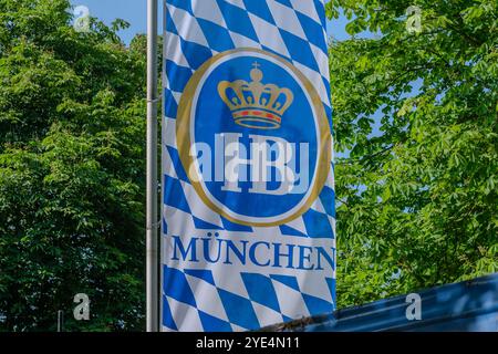 Bonn, Deutschland - 21. Mai 2024 : Ansicht einer Flagge der Staatsbrauerei München Bayern Deutschland Stockfoto