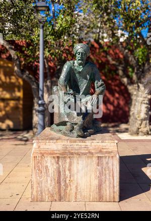 Statue des berühmten Botanikers und Pharmakologen Ibn al-Baytar, geboren in Benalmadena. Stockfoto