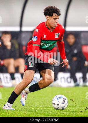 Nijmegen, Niederlande. Oktober 2024. NIJMEGEN, NIEDERLANDE - 29. OKTOBER: Sami Ouaissa von NEC spielt mit dem Ball während des niederländischen TOTO KNVB Beker First Round Matches zwischen NEC und PEC Zwolle am 29. Oktober 2024 im Goffertstadion in Nijmegen, Niederlande. (Foto: Broer van den Boom/Orange Pictures) Credit: Orange Pics BV/Alamy Live News Stockfoto