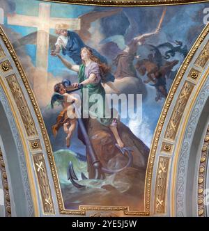 VOGHERA, ITALIEN - 12. SEPTEMBER 2024: Das allegorische Fresko der Kardinaltugenden der Hoffnung aus der Kuppel von Domo - Collegiata di San Lorenzo Stockfoto