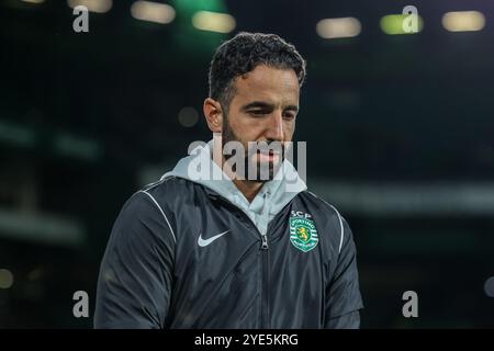 Lissabon, Portugal . Oktober 2024. Lissabon, Portugal, 5. Oktober 2024: Ruben Amorim Sporting CP Coach in Aktion während des TACA da Liga Spiels zwischen Sporting CP gegen CD Nacional im Estadio Jose Alvalade, Lissabon am 29. Oktober 2024 (João Bravo /SPP) Credit: SPP Sport Press Photo. /Alamy Live News Stockfoto