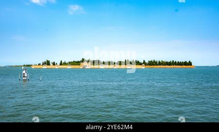 Venedig, Venetien, Italien, Panoramablick auf die Insel San Michele mit italienischem Friedhof, nur Redaktion, nur Redaktion. Stockfoto