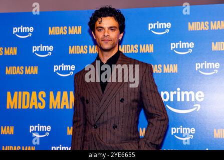 29. Oktober 2024, Liverpool, Vereinigtes Königreich: JACOB FORTUNE-LLOYD (Brian Epstein) bei der Premiere von Amazon Prime Film Midas man, im FACT Cinema, Liverpool, UK - eine Biopic über das Leben und die Karriere des Beatlesâ€™ Managers Brian Epstein. (Kreditbild: © Andy von Pip/ZUMA Press Wire) NUR REDAKTIONELLE VERWENDUNG! Nicht für kommerzielle ZWECKE! Stockfoto