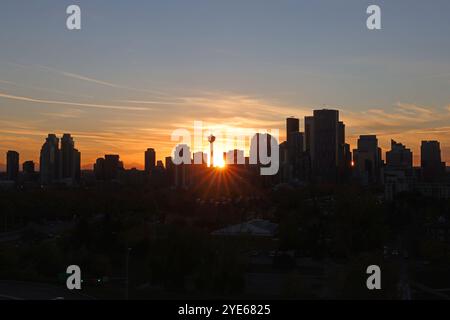 Sonnenuntergang Im Stadtzentrum Von Calgary Stockfoto