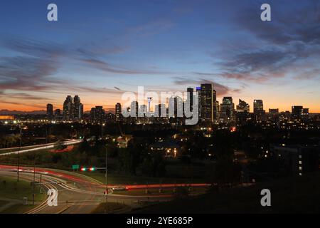 Sonnenuntergang Im Stadtzentrum Von Calgary Stockfoto