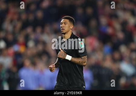 Oktober 2024; Gtech Community Stadium, Brentford, London, England; Carabao Cup letzte 16 Fußball, Brentford gegen Sheffield Wednesday; Liam Palmer von Sheffield Wednesday tritt während des Schießspiels für seinen Elfmeter auf. Stockfoto