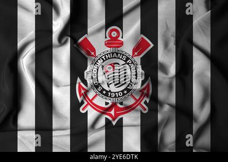 Pringsewu, lampung 30. oktober 2024; Corinthians Football Club, selektiver Fokus Logo Flaggenstruktur Hintergrund brasilianische Serie A Meisterschaft. Stockfoto