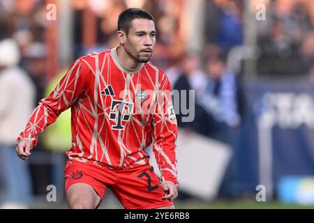 BOCHUM - Raphael Guerreiro des FC Bayern München beim Bundesliga-Spiel zwischen VFL Bochum 1848 und FC Bayern München im Vonovia Ruhrstadion am 27. Oktober 2024 in Bochum. ANP | Hollandse Hoogte | GERRIT VAN KEULEN Stockfoto