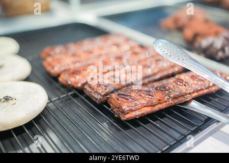 Ein stilvolles Café in Gosan-RO, Namyangju-si, Gyeonggi-do, Südkorea. Oktober 2024. Stockfoto