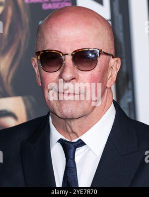 LOS ANGELES, KALIFORNIEN, USA - 29. OKTOBER: Jacques Audiard kommt beim French American Film Festival an – Premiere von Netflix's „Emilia Perez“, die am 29. Oktober 2024 im Directors Guild of America Theater Complex in Los Angeles, Kalifornien, USA stattfand. (Foto: Xavier Collin/Image Press Agency) Stockfoto