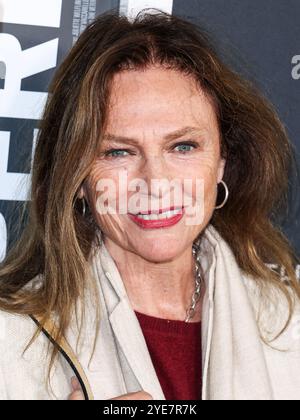 Los Angeles, Usa. Oktober 2024. LOS ANGELES, KALIFORNIEN, USA - 29. OKTOBER: Jacqueline Bisset kommt am 29. Oktober 2024 auf dem French American Film Festival an – Premiere von Netflix's „Emilia Perez“ im Directors Guild of America Theater Complex in Los Angeles, Kalifornien, USA. (Foto: Xavier Collin/Image Press Agency) Credit: Image Press Agency/Alamy Live News Stockfoto